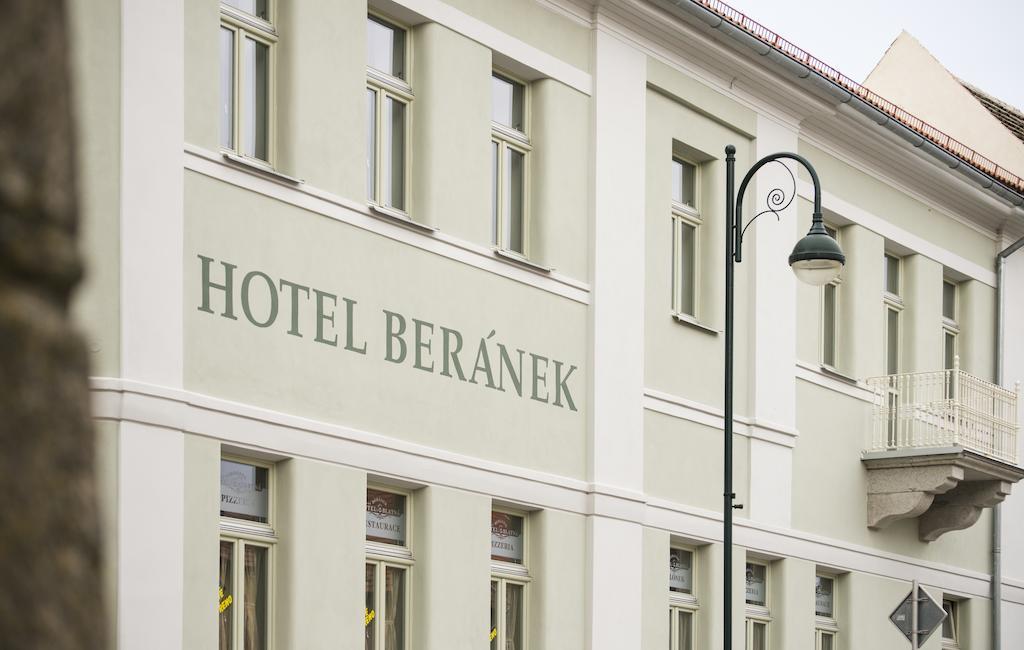 Hotel Beranek Blatná Eksteriør billede